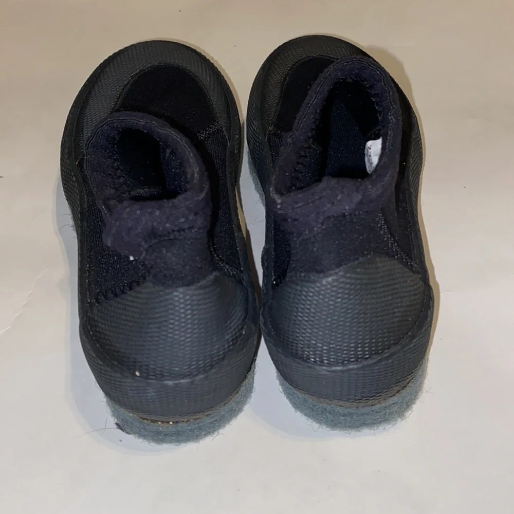 Aropec diving shoes